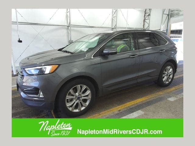 2022 Ford Edge Titanium — photo 1 of 18