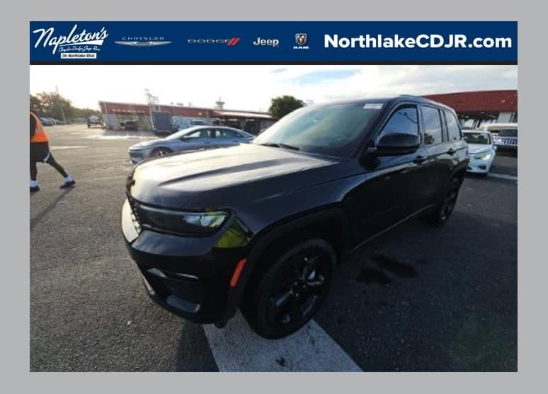 2023 Jeep Grand Cherokee Limited — photo 1 of 27