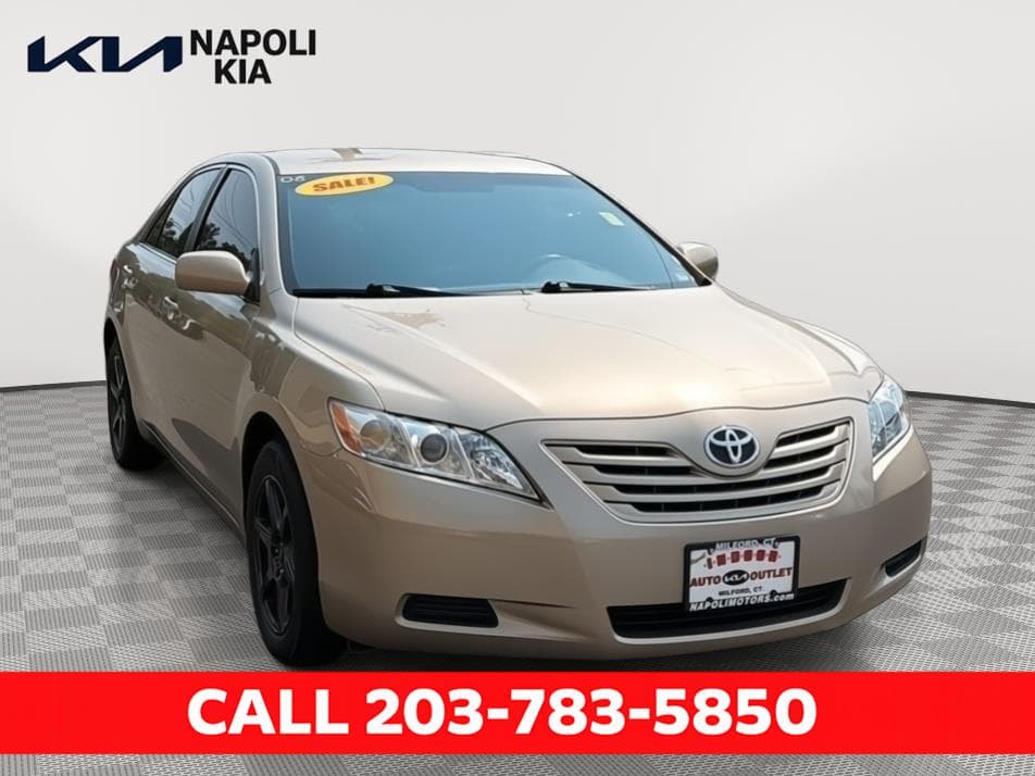 2008 Toyota Camry LE — photo 1 of 27
