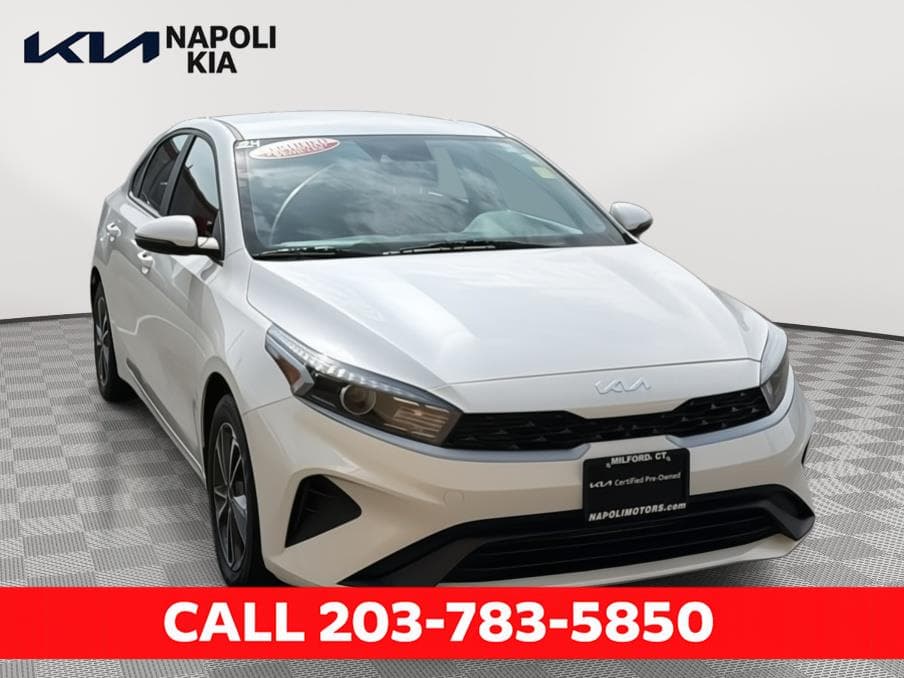 2024 Kia Forte LXS — photo 1 of 27