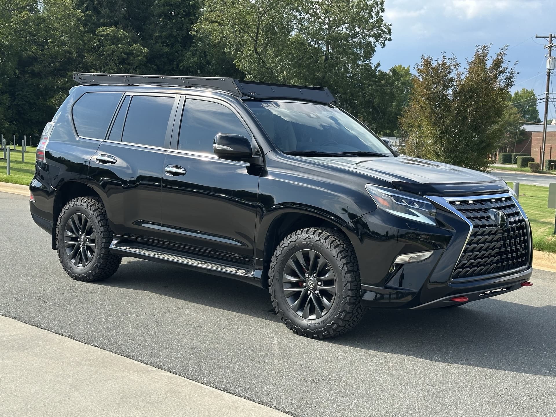2023 Lexus GX GX 460 Premium — photo 1 of 37