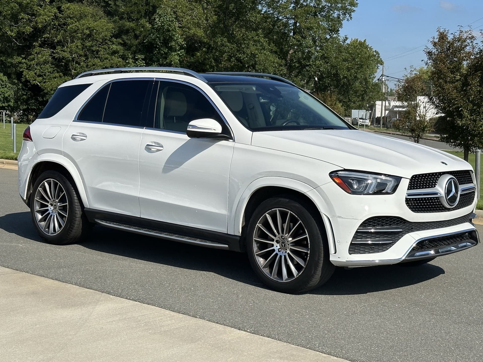 2021 Mercedes-Benz GLE Base — photo 1 of 33