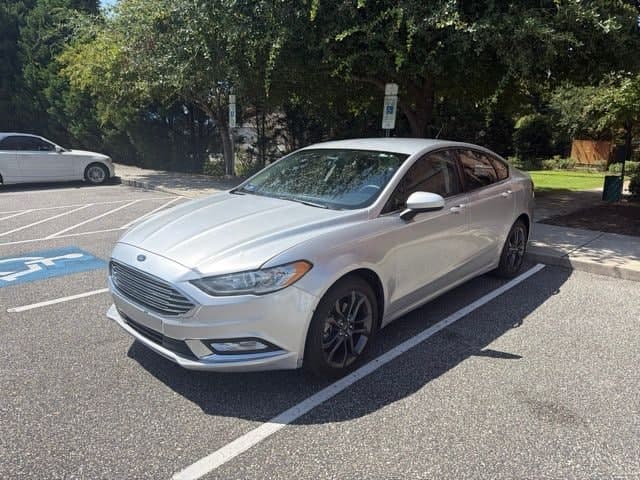 2018 Ford Fusion S — photo 1 of 4