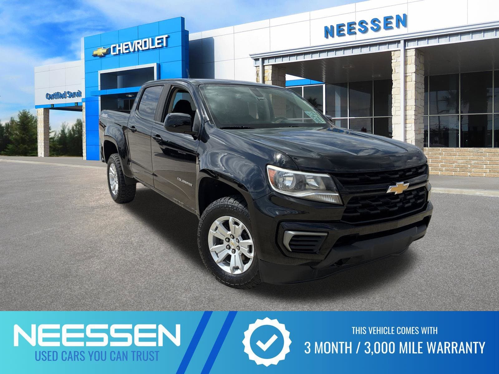 2022 Chevrolet Colorado Base — photo 1 of 15
