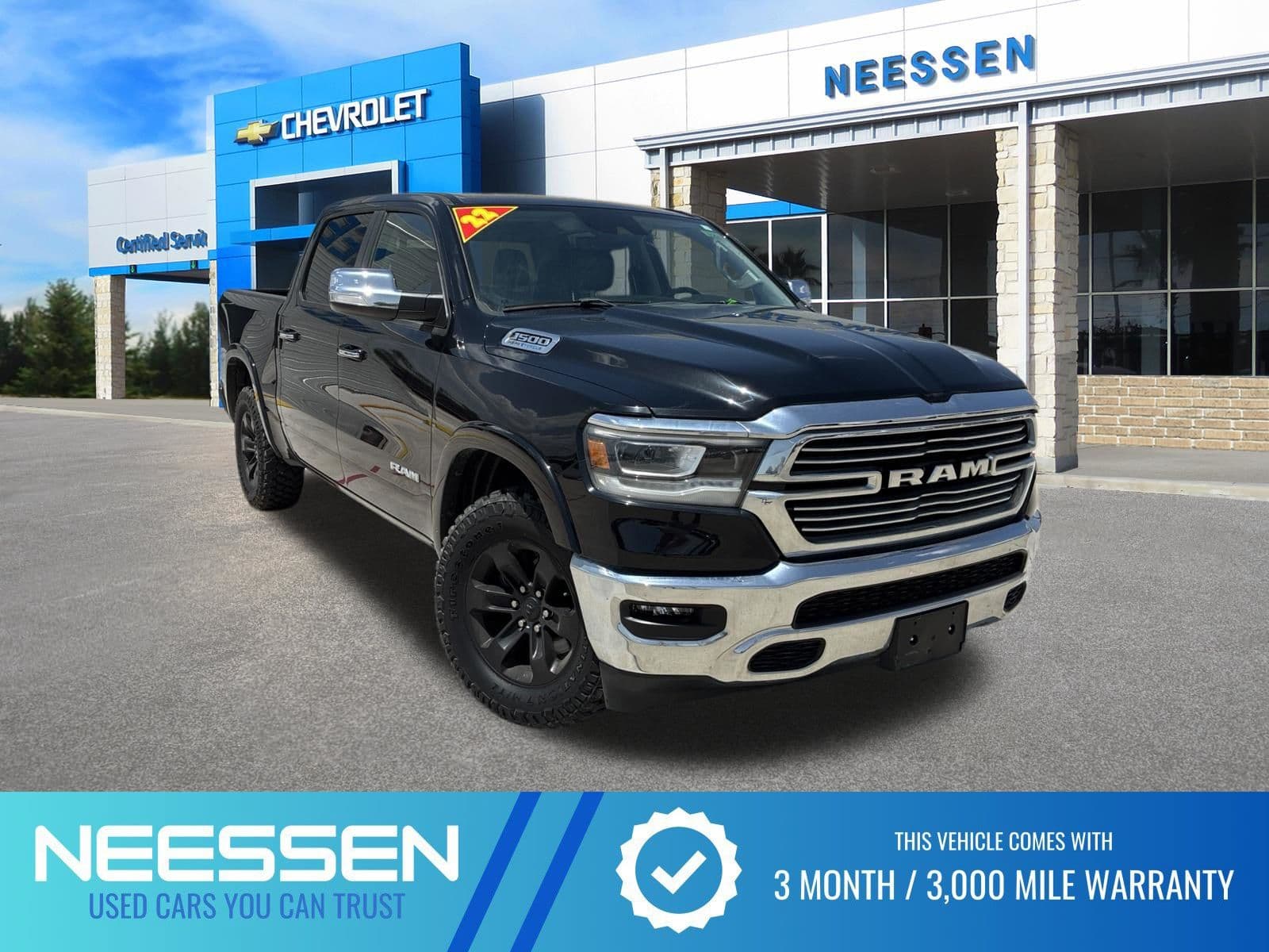 2022 RAM 1500 Laramie — photo 1 of 10