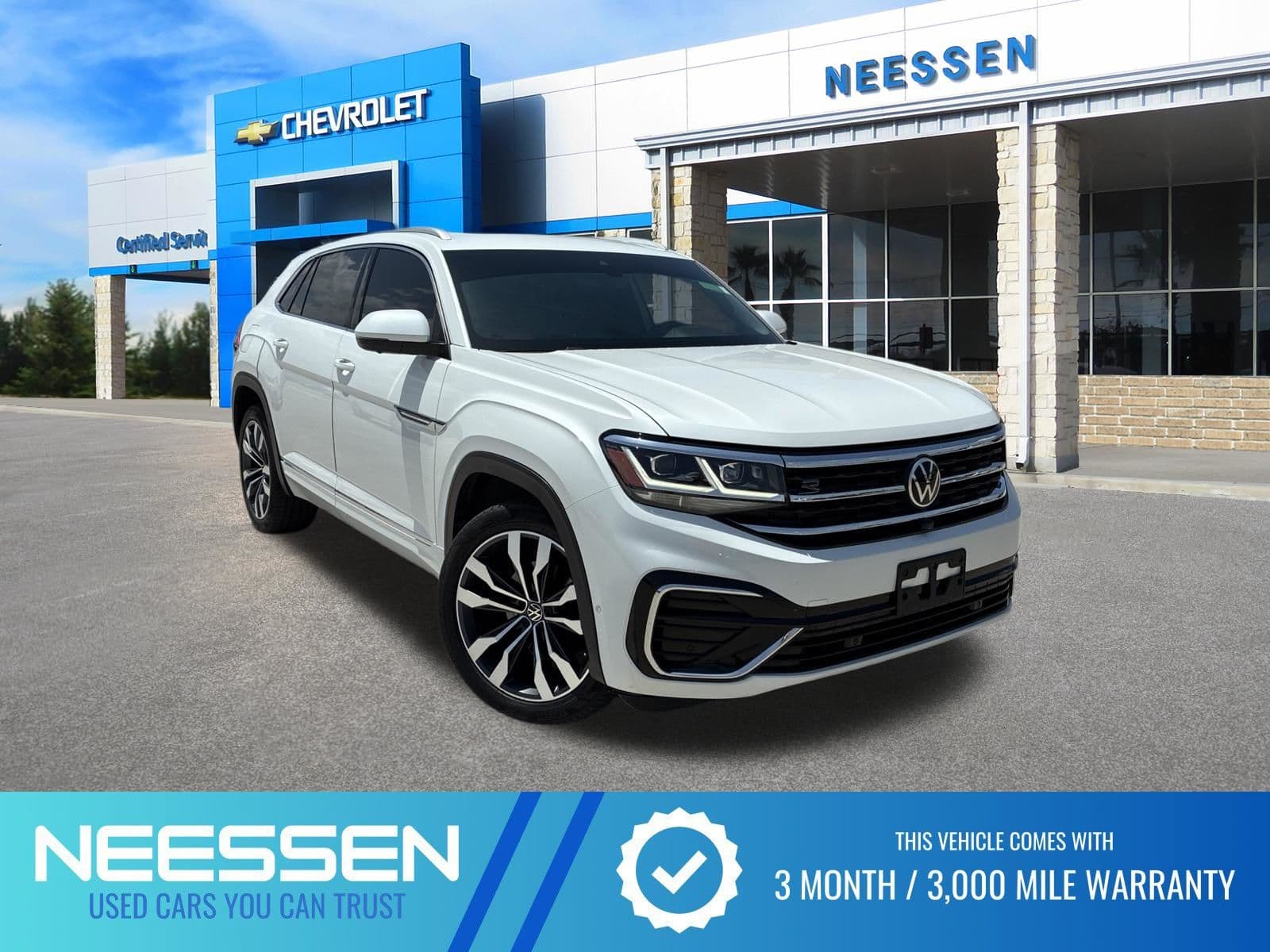 2023 Volkswagen Atlas Cross Sport 3.6L V6 SEL Premium R-Line — photo 1 of 15