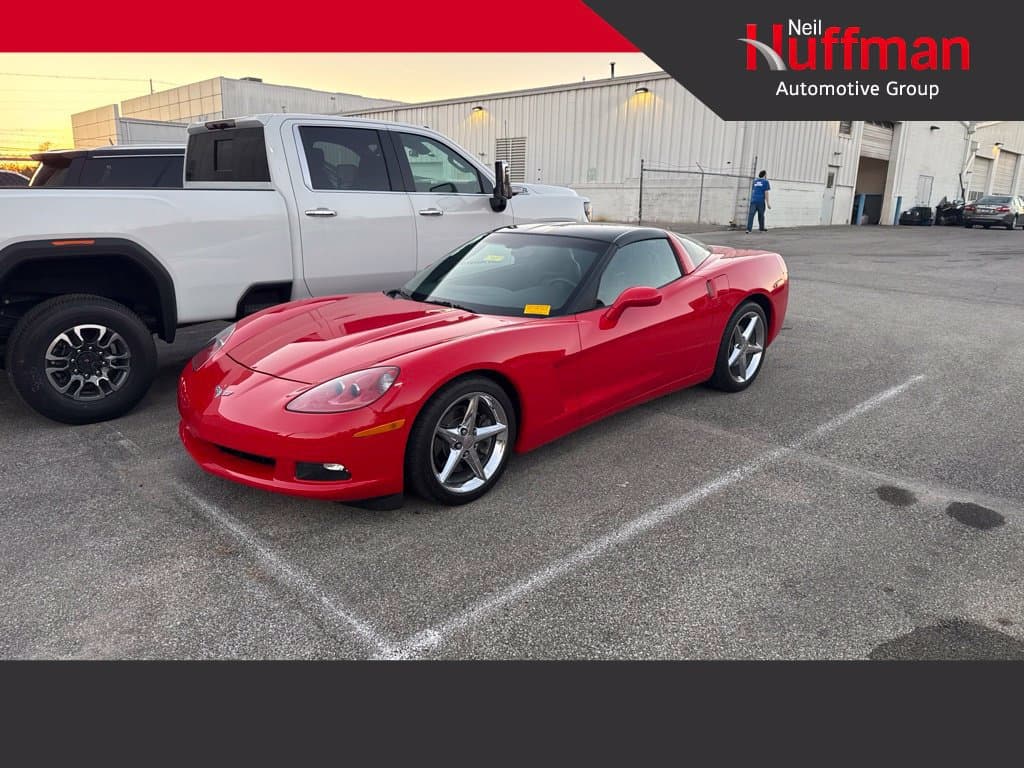 2012 Chevrolet Corvette w/1LT — photo 1 of 39