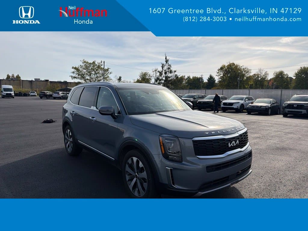 2022 Kia Telluride S — photo 1 of 10