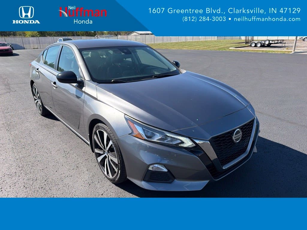 2022 Nissan Altima 2.5 SR — photo 1 of 10