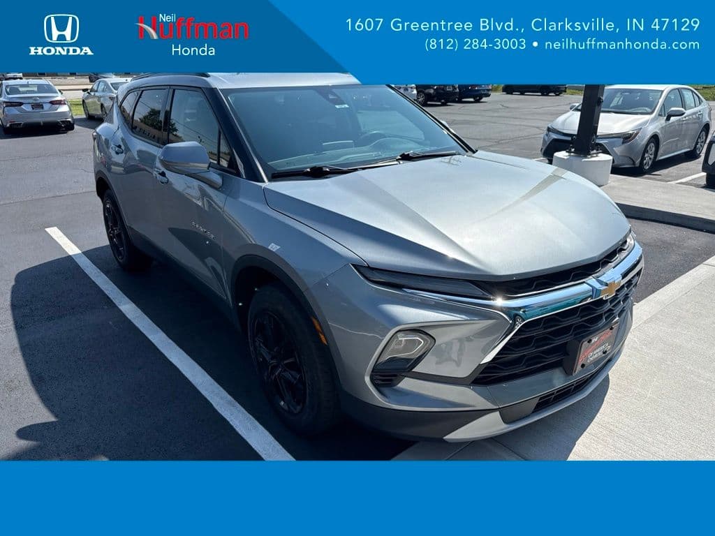 2023 Chevrolet Blazer LT — photo 1 of 10