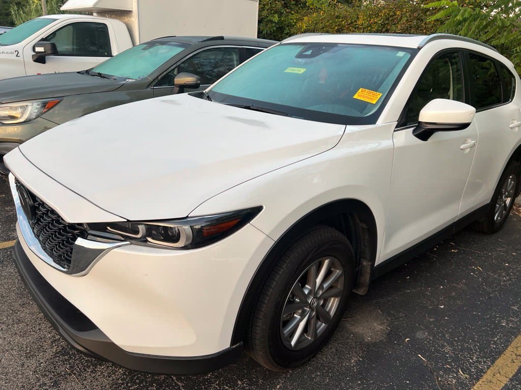 2023 Mazda CX-5 2.5 S Preferred Package — photo 1 of 10