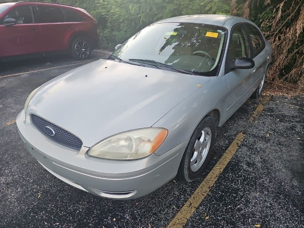 2007 Ford Taurus SE — photo 1 of 10