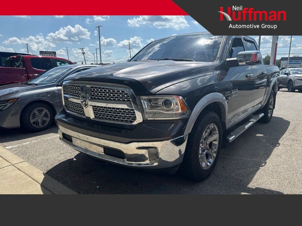 2014 RAM 1500 Laramie — photo 1 of 12