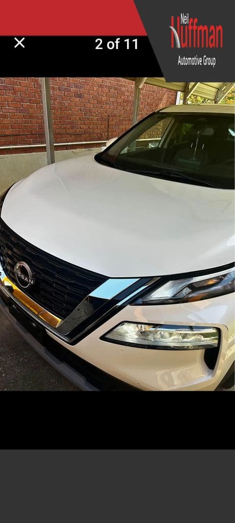 2023 Nissan Rogue SV — photo 1 of 9