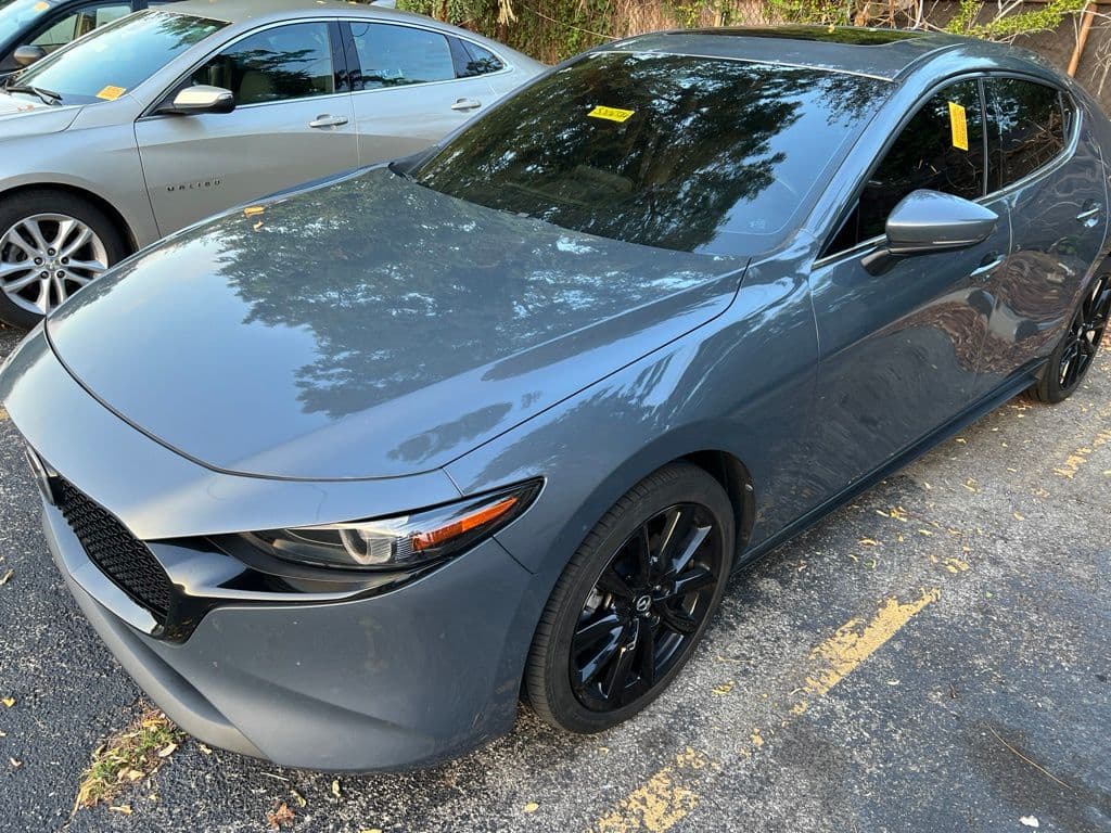 2022 Mazda Mazda3 Hatchback Premium — photo 1 of 10