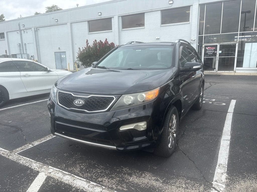 2011 Kia Sorento SX — photo 1 of 10