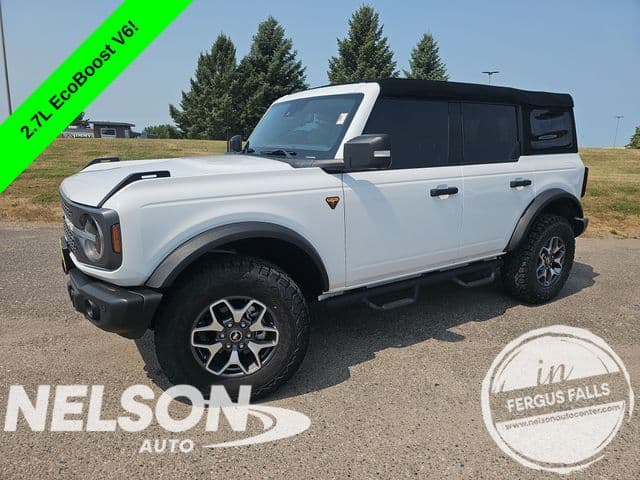 2023 Ford Bronco Badlands — photo 1 of 40