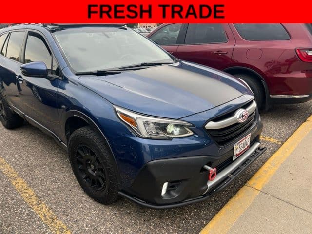 2021 Subaru Outback Limited XT — photo 1 of 9