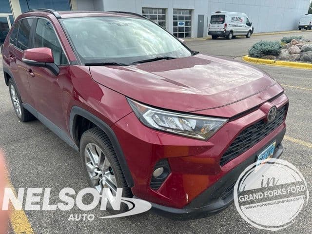 2020 Toyota RAV4 XLE Premium — photo 1 of 14