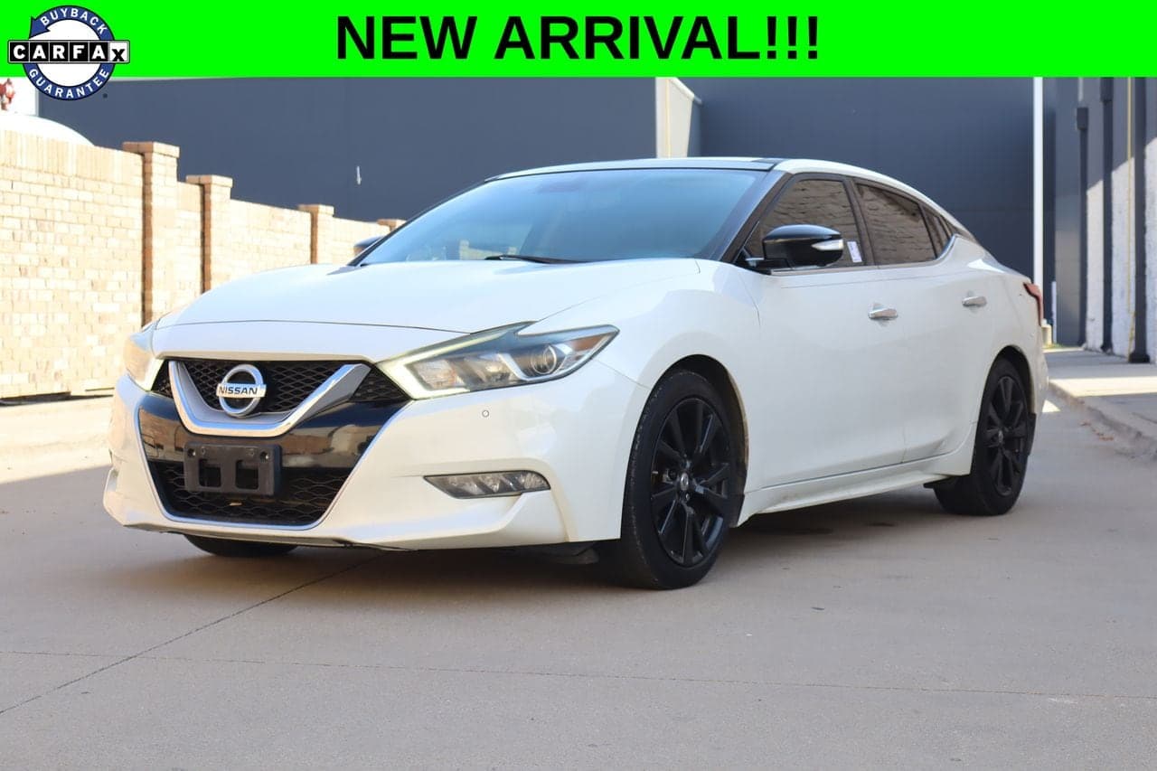 2016 Nissan Maxima Platinum w/Nav — photo 1 of 28