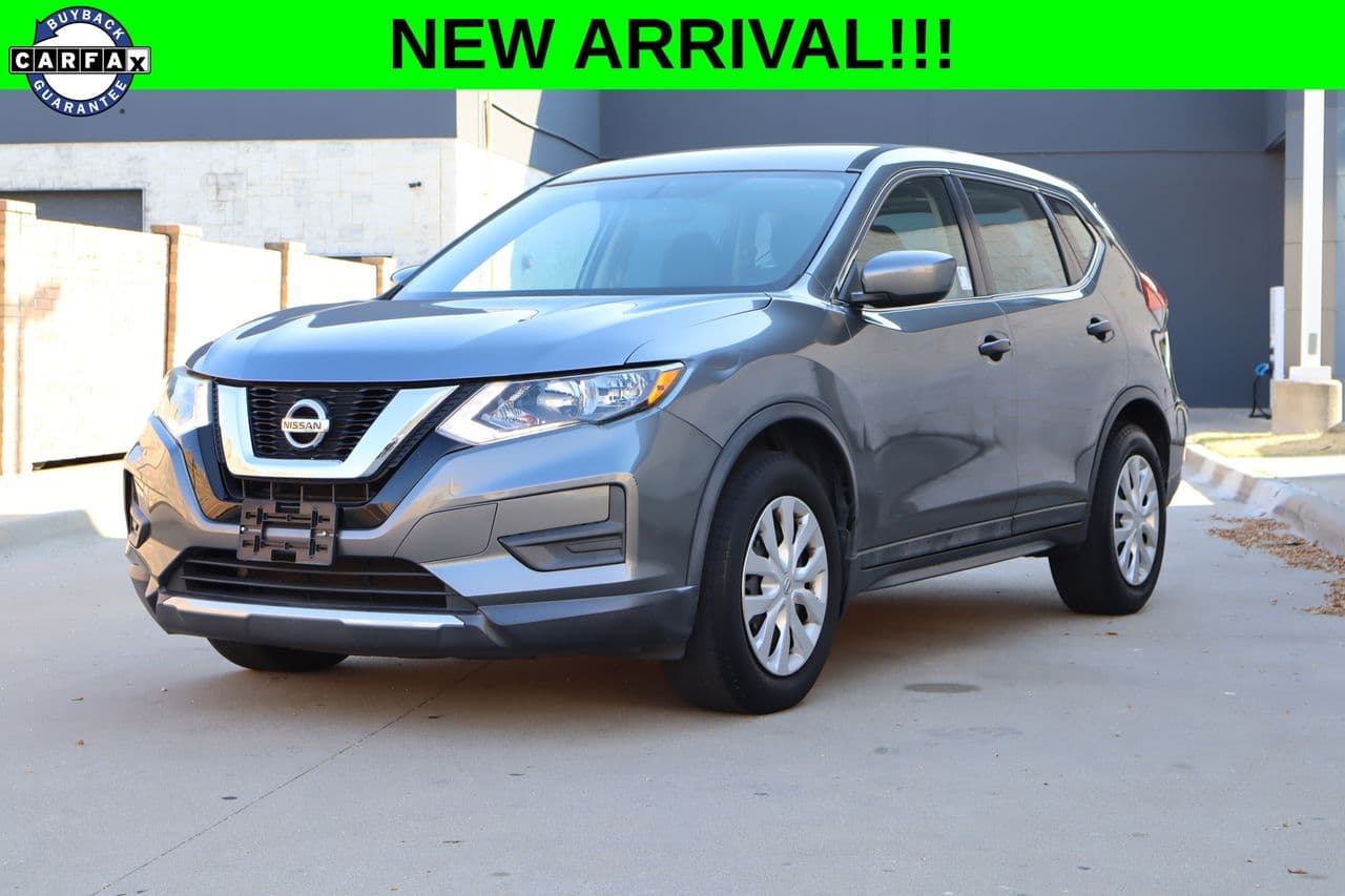 2017 Nissan Rogue S — photo 1 of 27