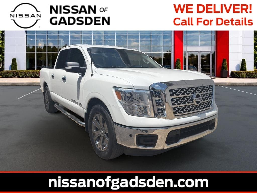 2018 Nissan Titan SV — photo 1 of 23