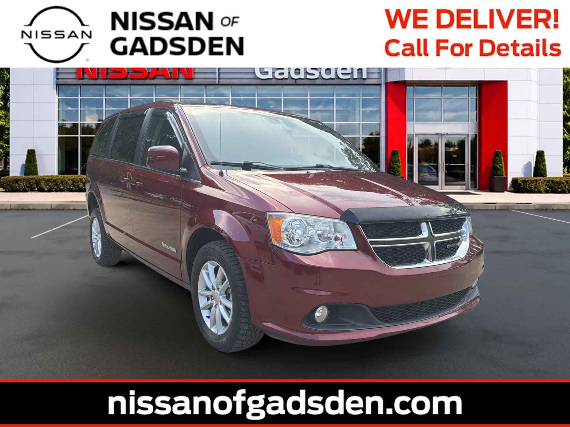 2019 Dodge Grand Caravan SXT — photo 1 of 23