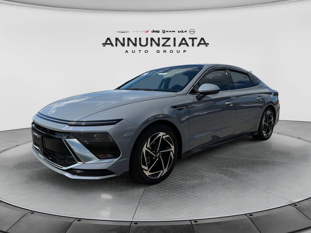 2024 Hyundai Sonata SEL — photo 1 of 31