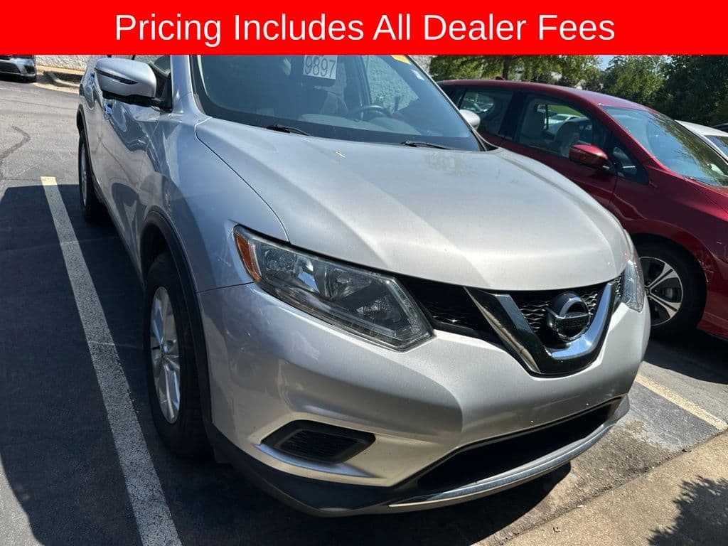 2016 Nissan Rogue SV — photo 1 of 10