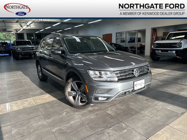 2020 Volkswagen Tiguan SEL — photo 1 of 21