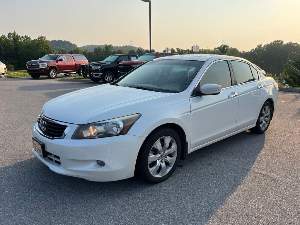 2010 Honda Accord EX-L — photo 1 of 13