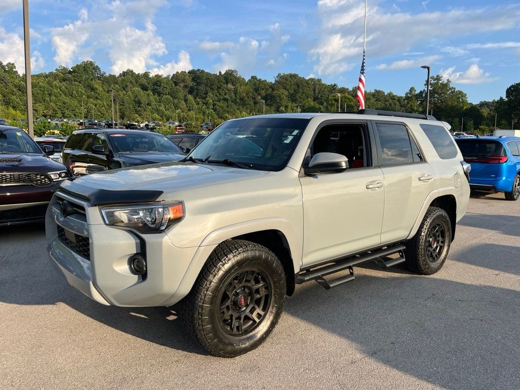 2021 Toyota 4Runner Trail — photo 1 of 11