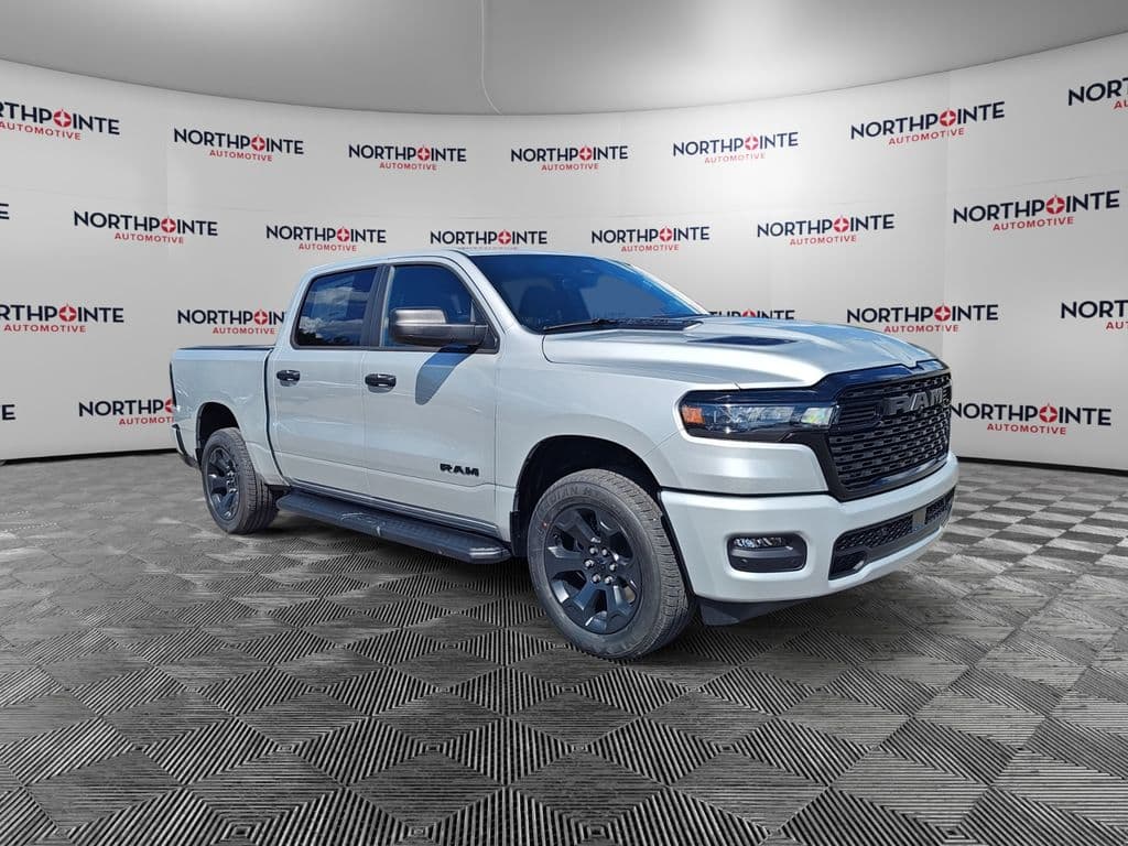2026 RAM 1500 EXPRESS CREW CAB 4X4 5'7 BOX — photo 1 of 43