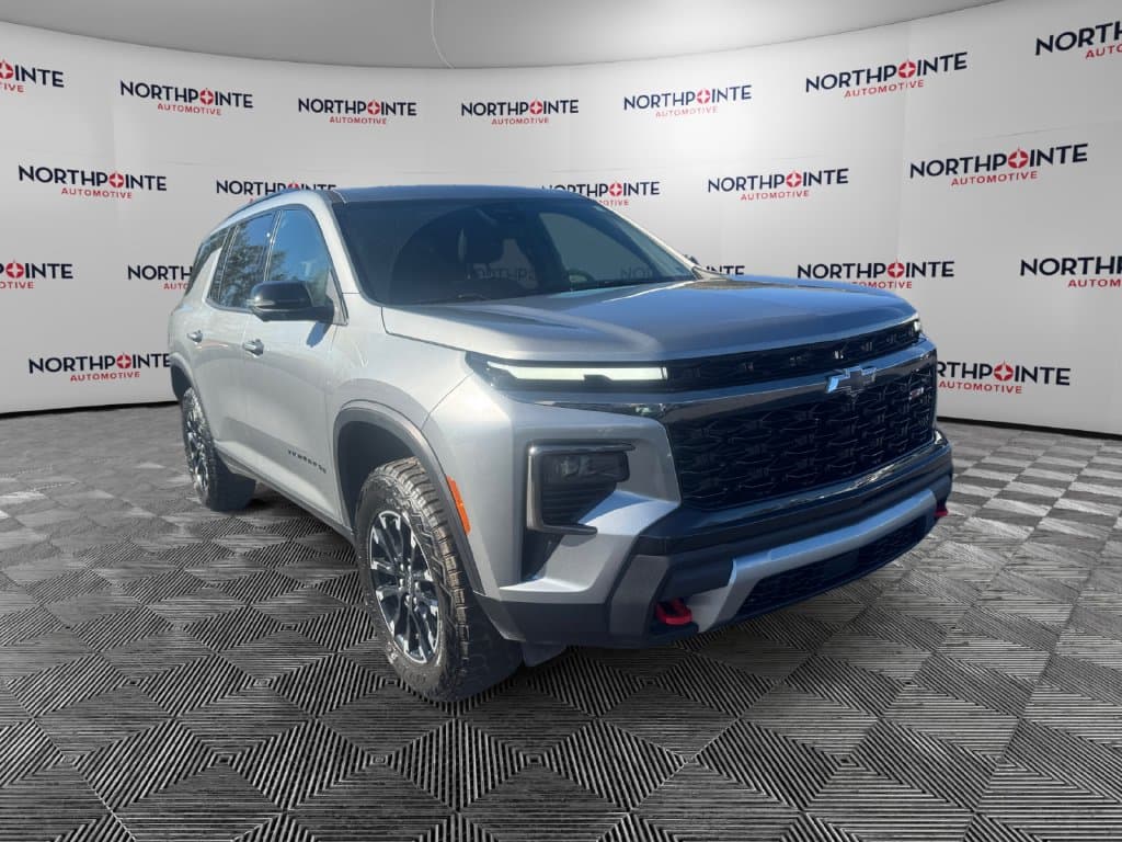 2025 Chevrolet Traverse AWD Z71 — photo 1 of 15