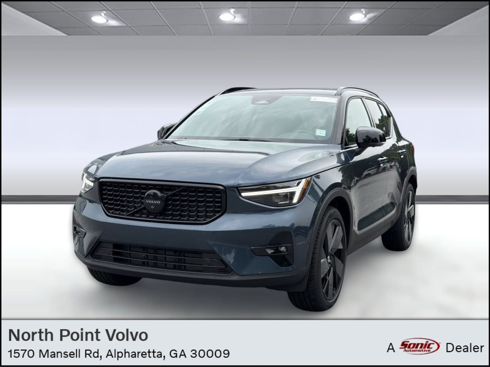 2026 Volvo XC40 B5 Ultra Black Edition — photo 1 of 31