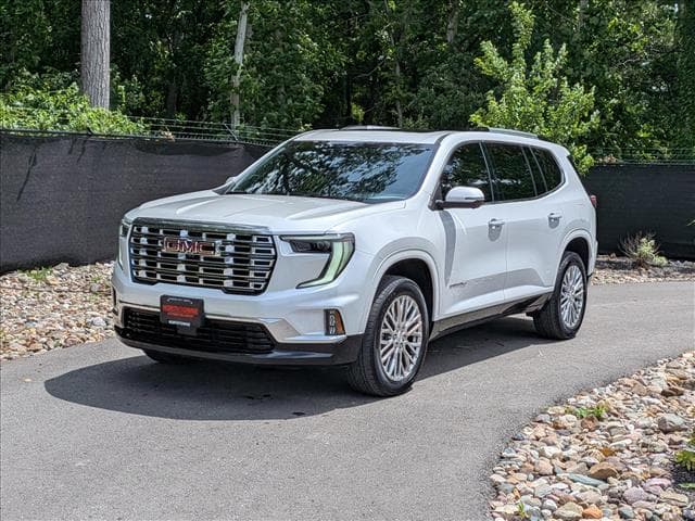 2025 GMC Acadia Denali — photo 1 of 51