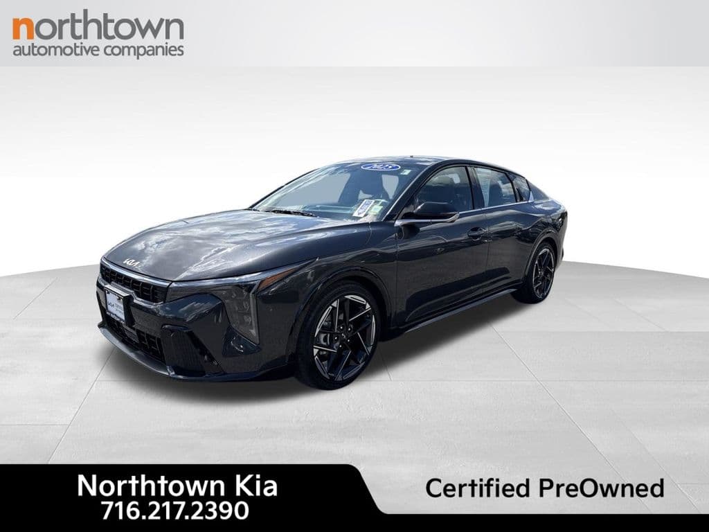 2025 Kia K4 GT-Line — photo 1 of 32