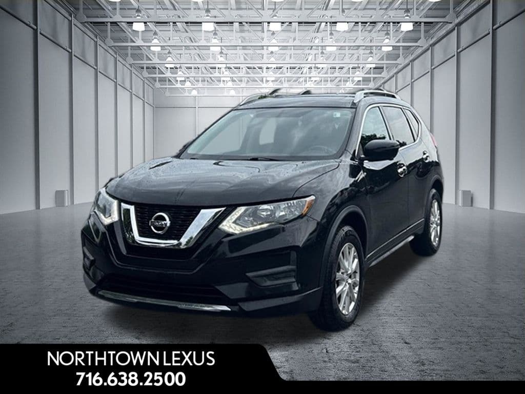 2017 Nissan Rogue SV — photo 1 of 29