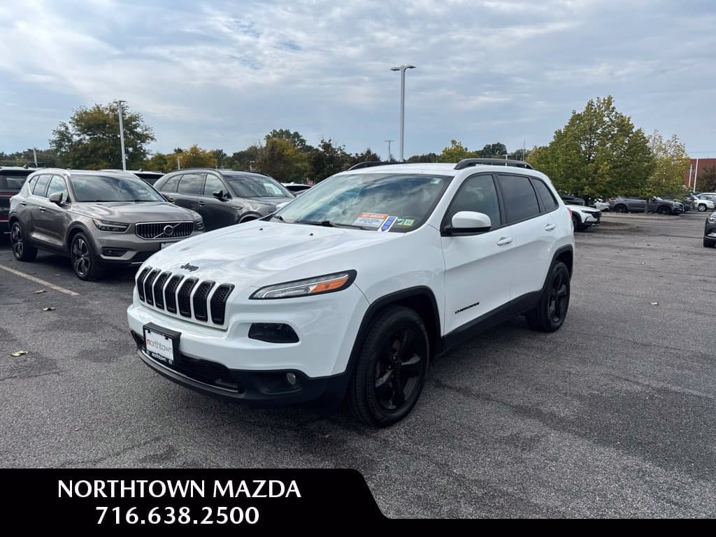 2015 Jeep Cherokee Latitude — photo 1 of 13