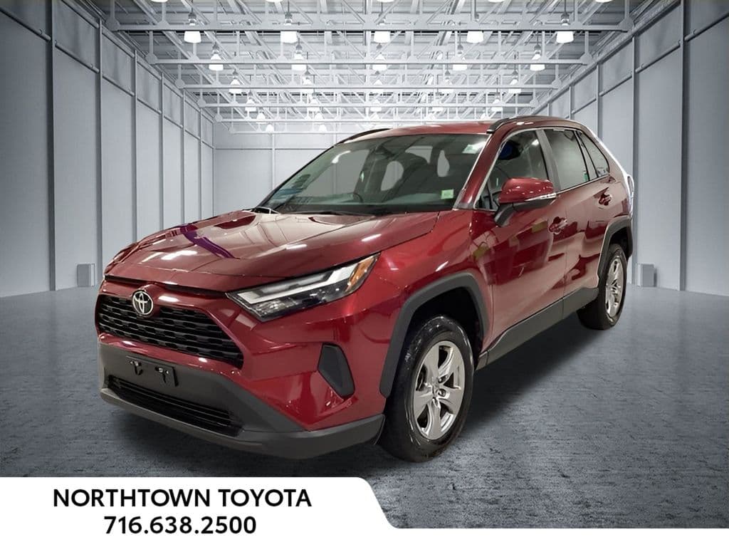 2025 Toyota RAV4 XLE — photo 1 of 29