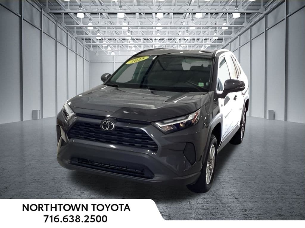 2025 Toyota RAV4 XLE — photo 1 of 30