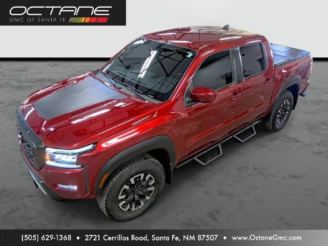 2024 Nissan Frontier PRO-4X — photo 1 of 40