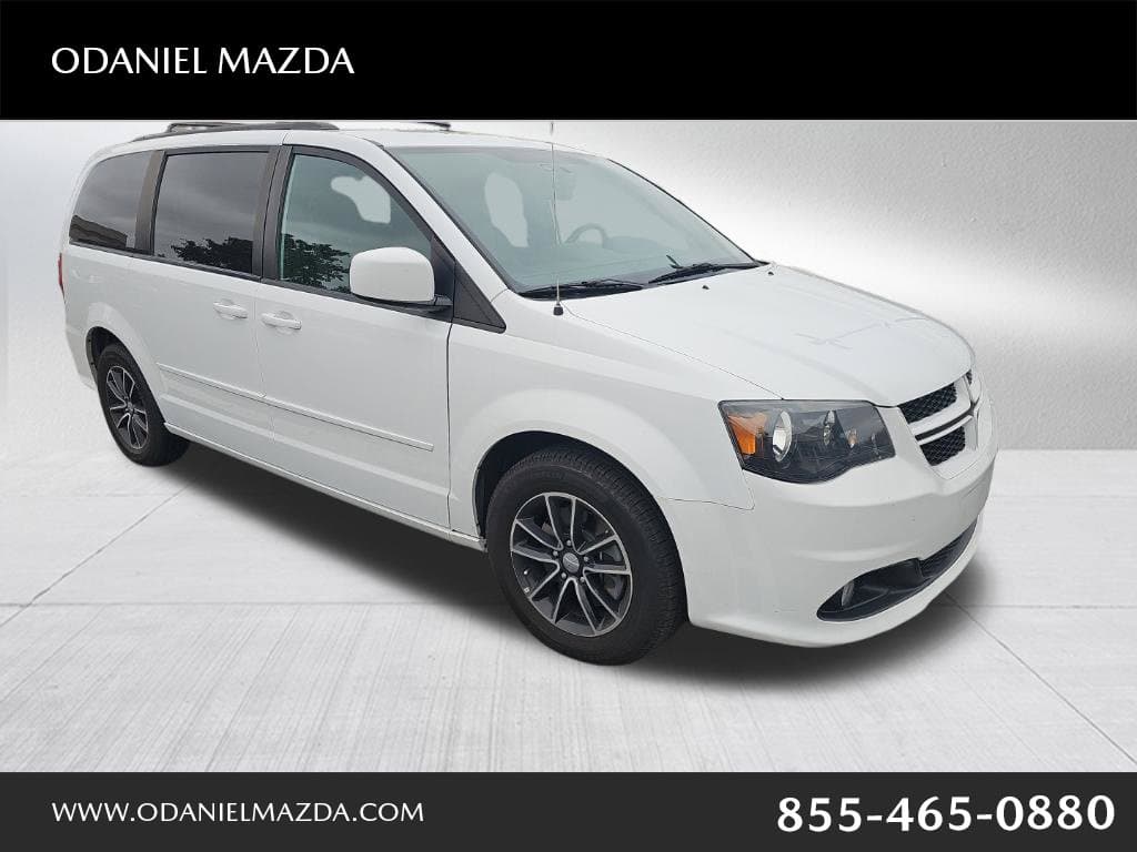 2017 Dodge Grand Caravan GT — photo 1 of 2