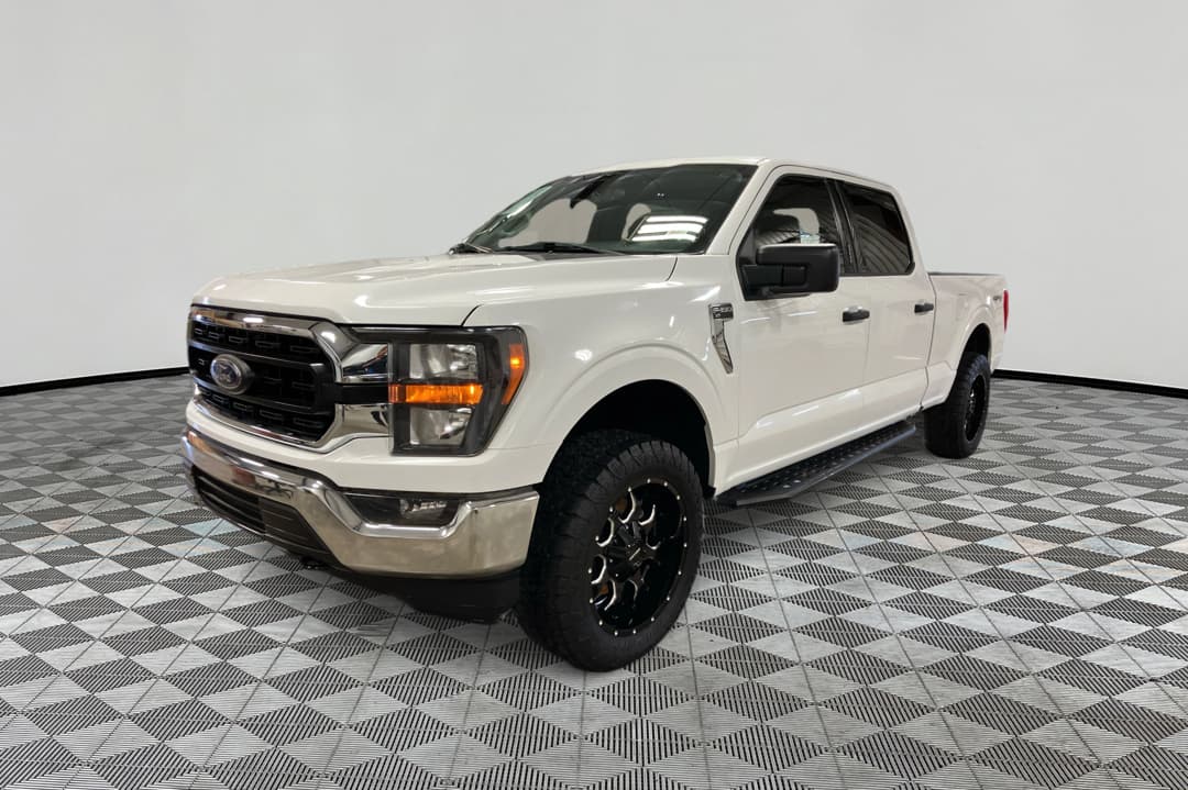 2023 Ford F-150 XLT — photo 1 of 33