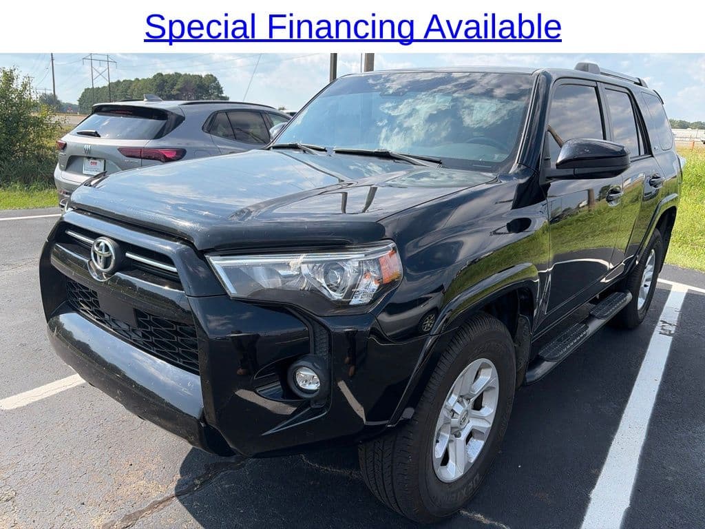 2022 Toyota 4Runner SR5 — photo 1 of 28