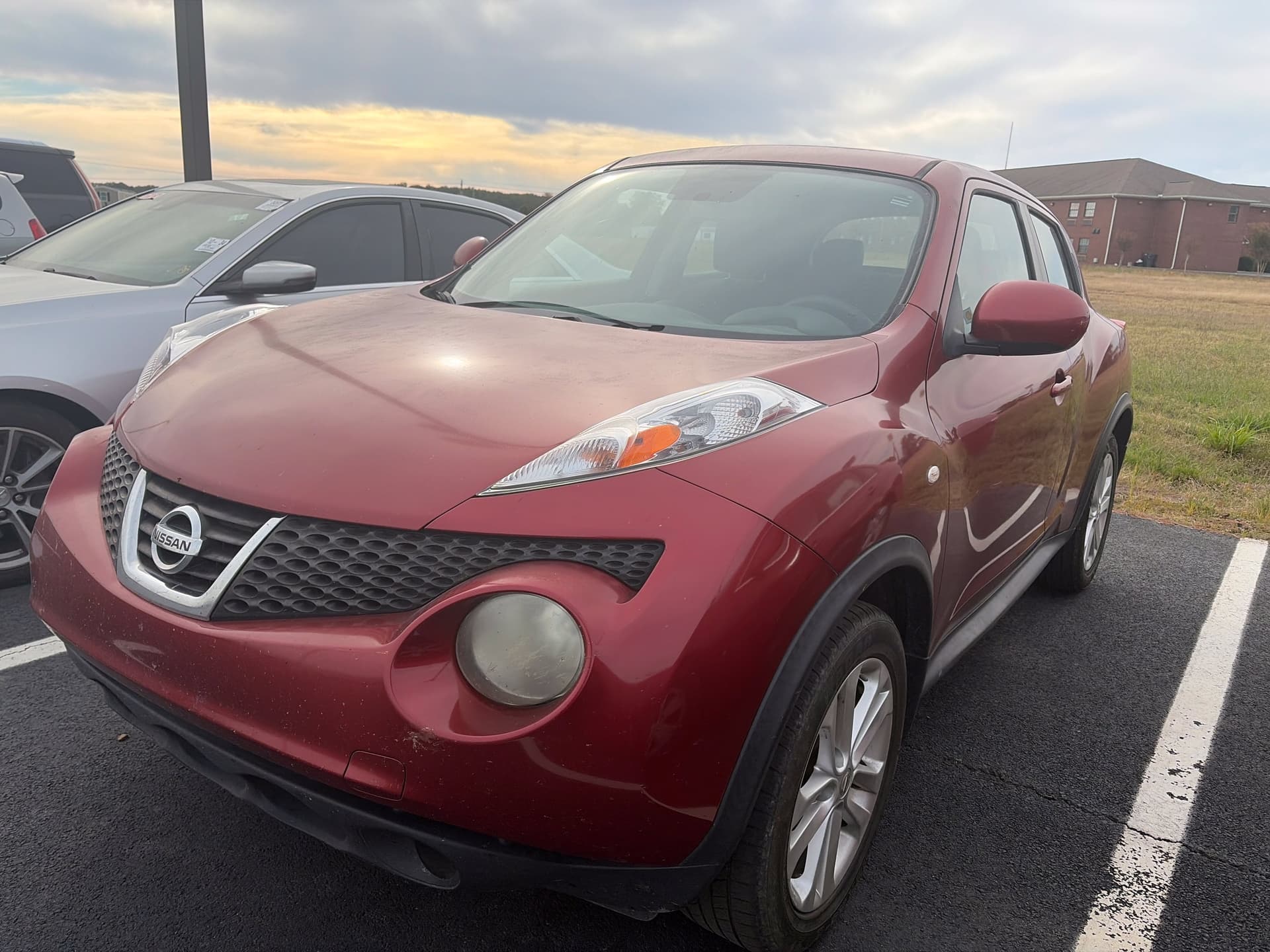 2013 Nissan JUKE S — photo 1 of 14