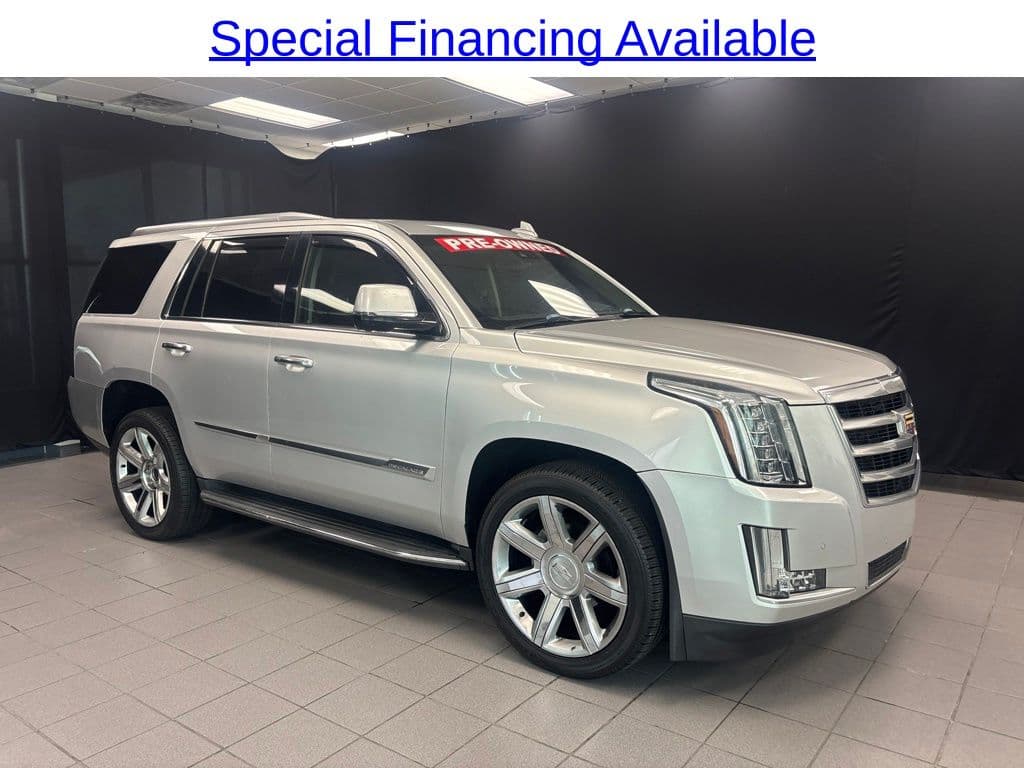 2016 Cadillac Escalade Luxury Collection — photo 1 of 36