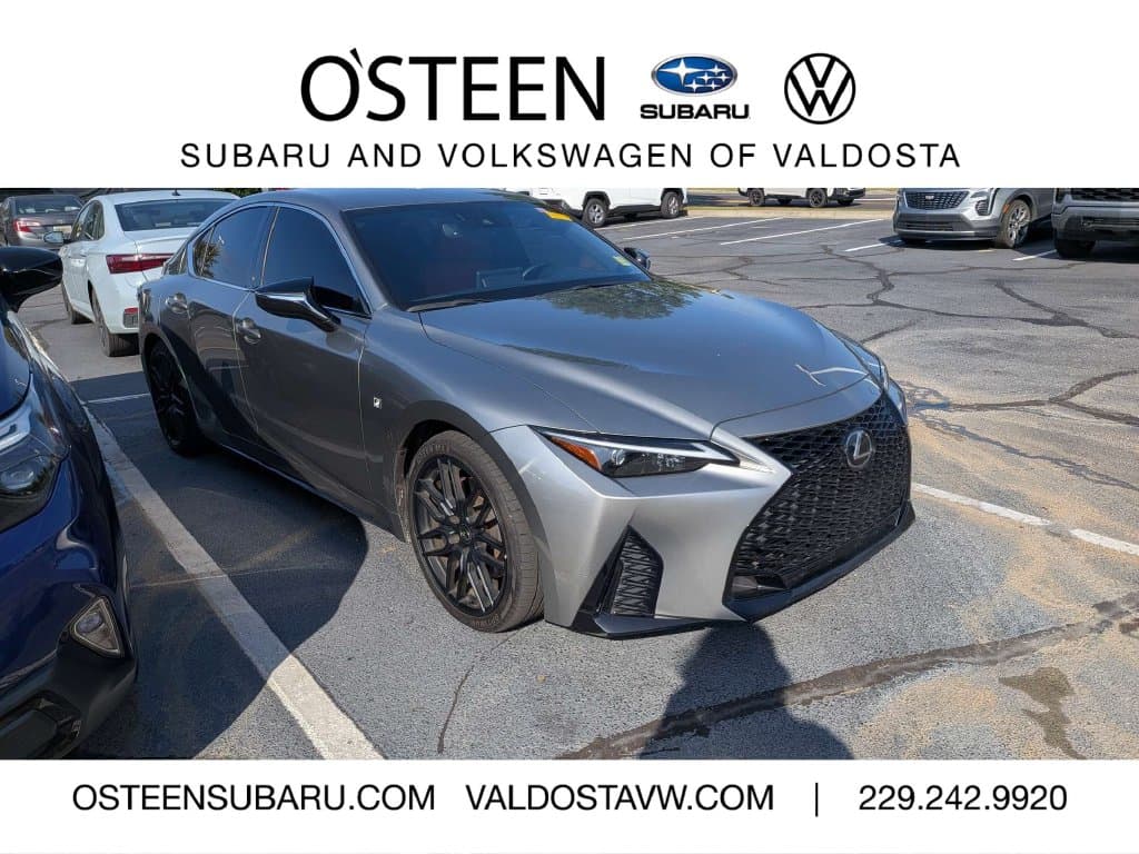 2023 Lexus IS Base — photo 1 of 3