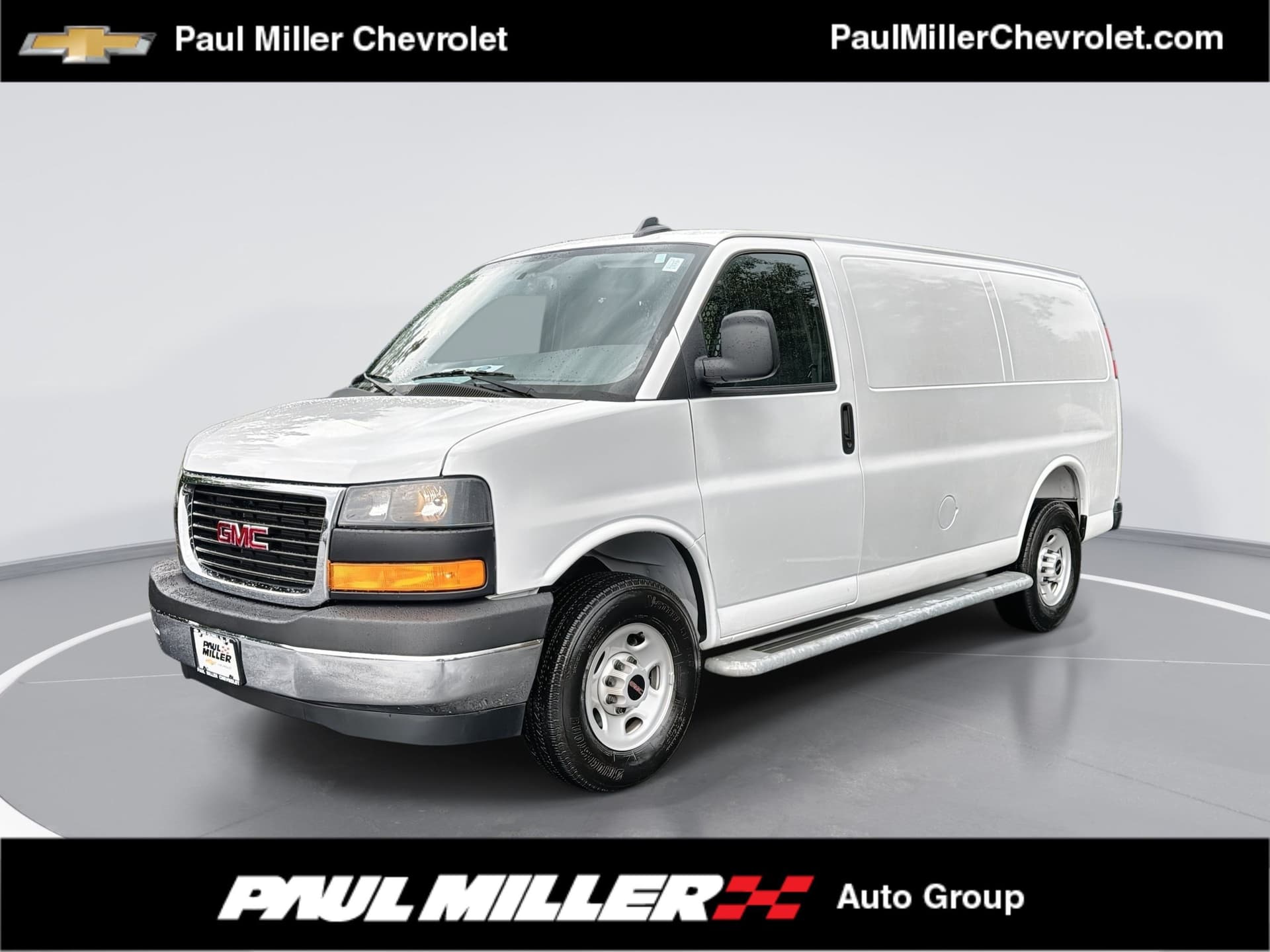 2025 GMC Savana Cargo Work Van — photo 1 of 27