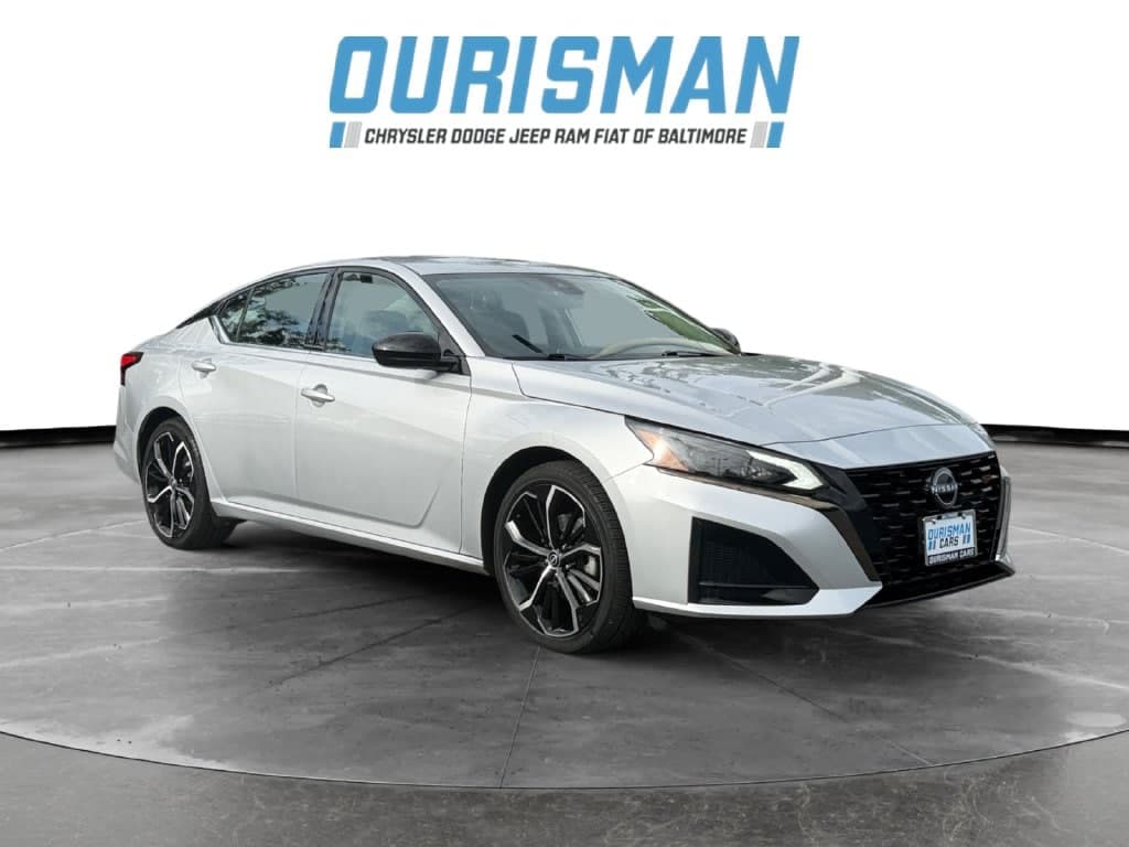 2024 Nissan Altima 2.5 SR — photo 1 of 21